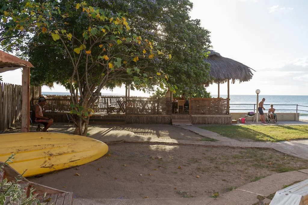 טרזר ביץ' Golden Sands Guest House